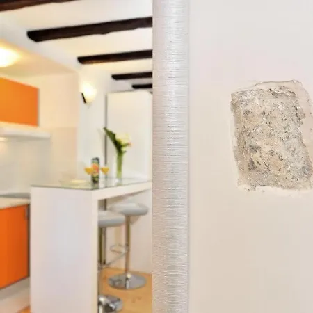 Marigold Stone House شقة *