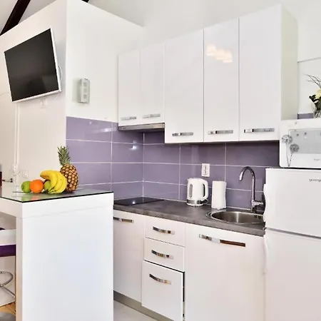 Marigold Stone House Apartment