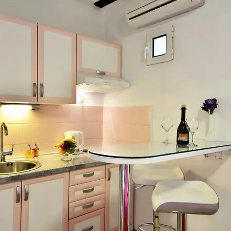 Marigold Stone House Appartement