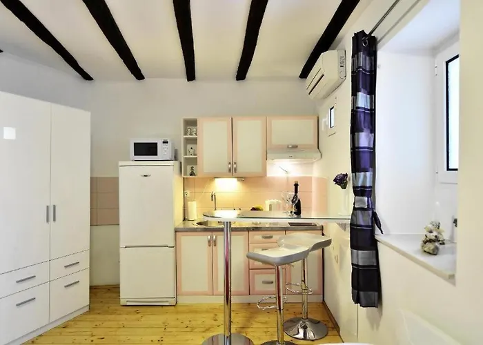 Marigold Stone House