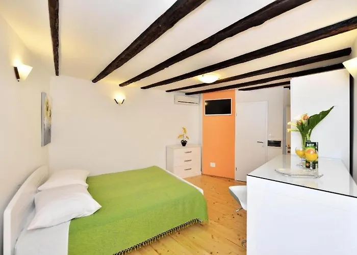 Appartement Marigold Stone House